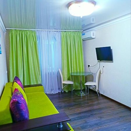 Затишок У Самому Центрі Дніпра Apartamento Dnepropetrovsk Exterior foto